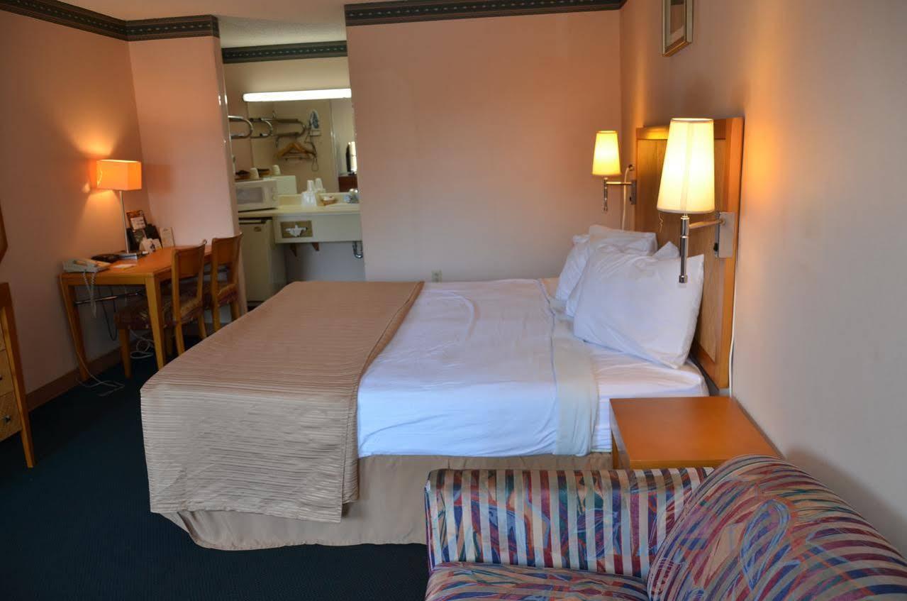 Days Inn Cheraw Exteriér fotografie