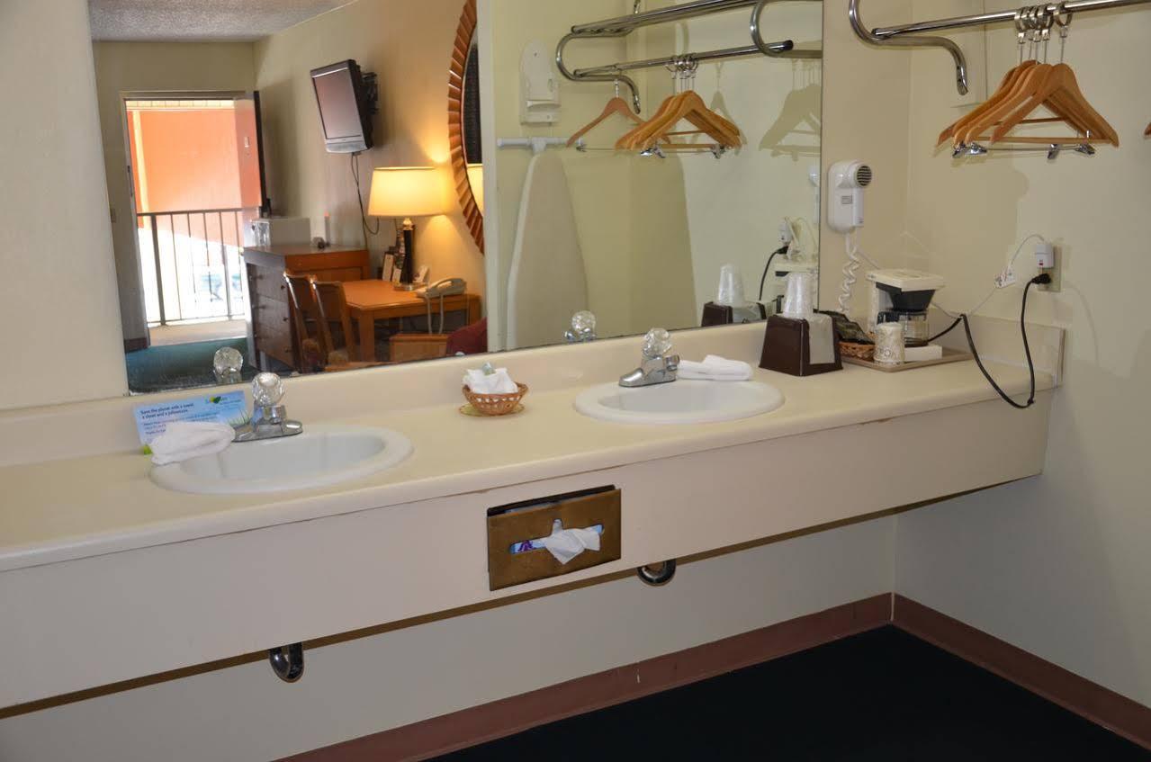 Days Inn Cheraw Exteriér fotografie