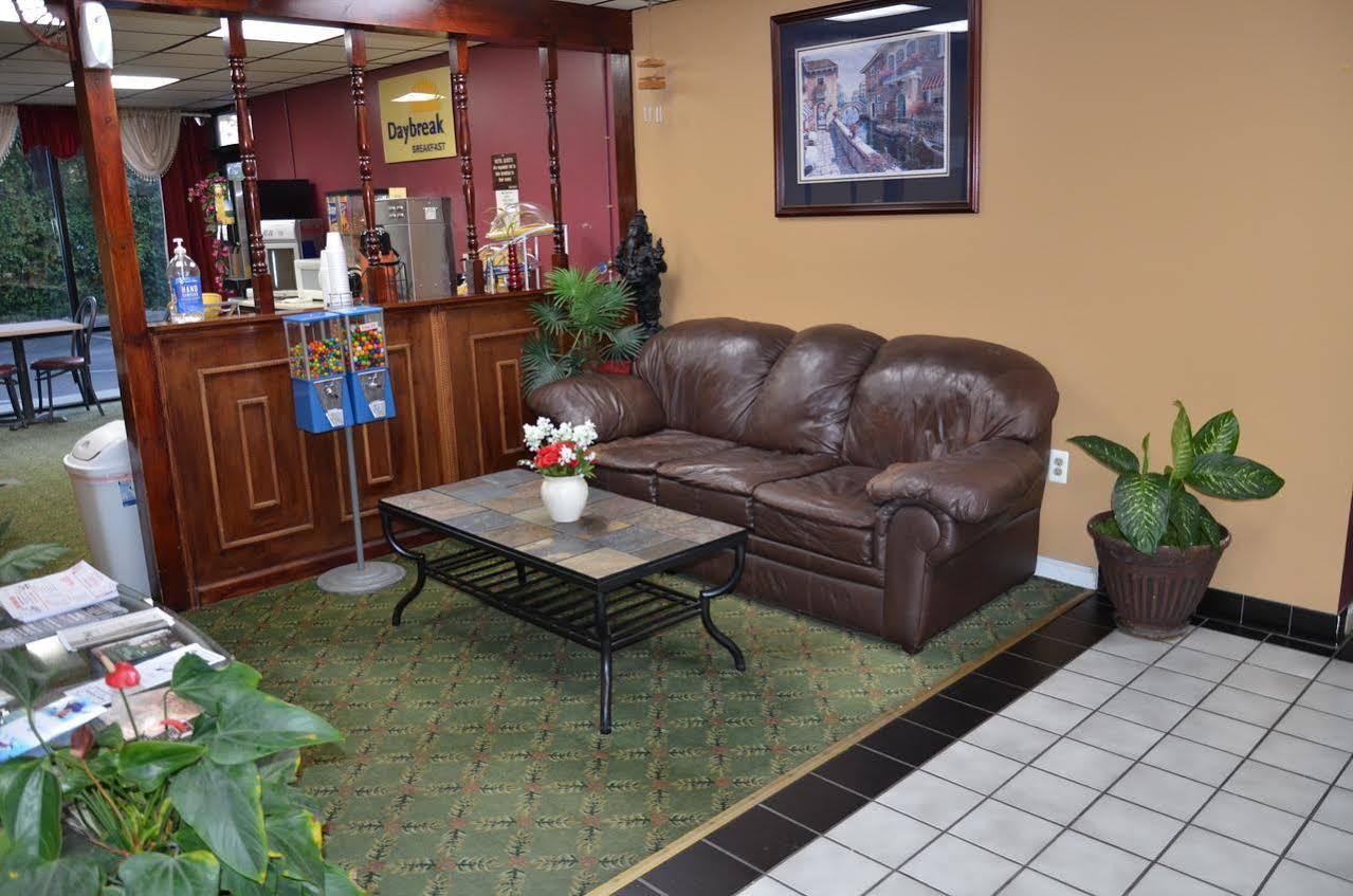 Days Inn Cheraw Exteriér fotografie