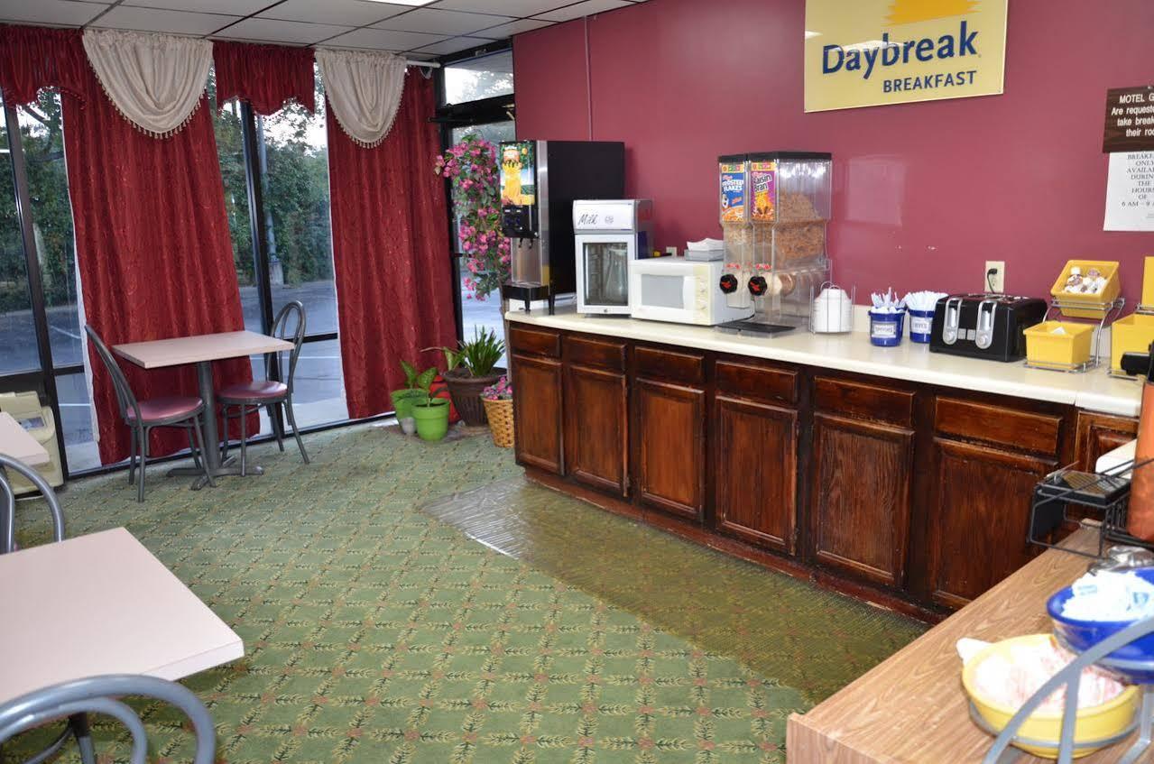 Days Inn Cheraw Exteriér fotografie